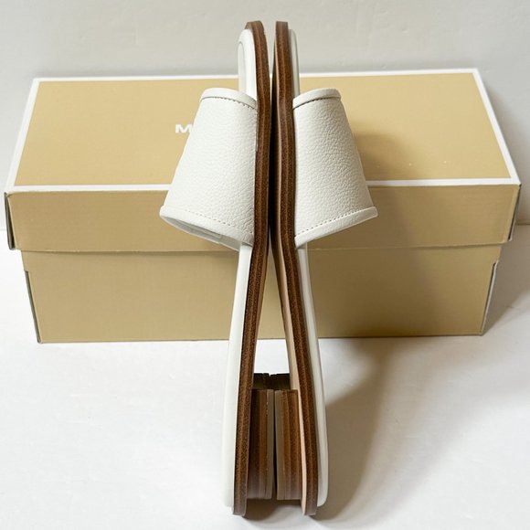 Michael Kors Deanna Cutout Tumbled Leather Slide Sandal Size 7M - Picture 6 of 8